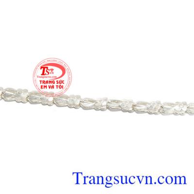 Lắc tay bạc đẹp là món quà ý nghĩa dành tặng bạn gái