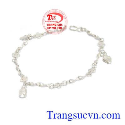 Lắc tay bạc cá tính là sản phẩm bạc 925 đẹp dễ thương