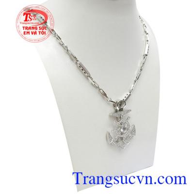 Bộ Dây Chuyền Nam Sang Trọng phù hợp nhiều phong cách thời trang khác nhau, rất được phái mạnh ưa chuộng