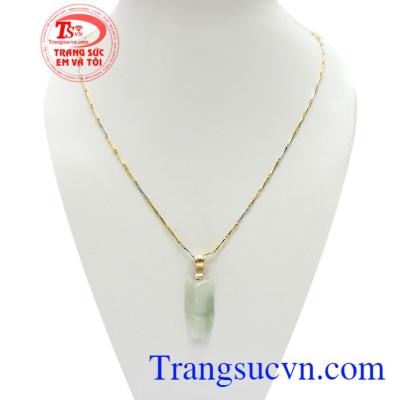 Bộ Dây Chuyền Ngọc Thiền Hạnh Phúc kết hợp giữa dây chuyền 10k và mặt dây ngọc thiền cẩm thạch tôn lên sự dịu dàng, tinh tế và trẻ trung cho phái đẹp