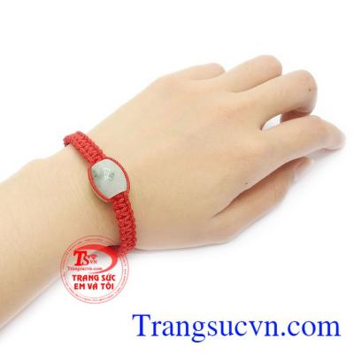 Sản phẩm phù hợp với nhiều lứa tuổi và tất cả các mệnh