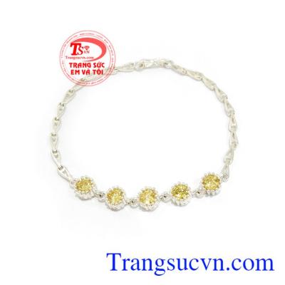 Lắc Tay Đính Đá Vàng Sang Trọng bạc 92.5 bền đẹp, sang trọng, tinh xảo, phù hợp nhiều phong cách thời trang mới