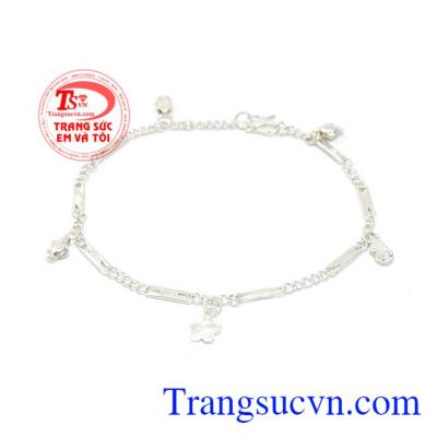 Lắc chân bạc đẹp là sản phẩm bạc uy tín