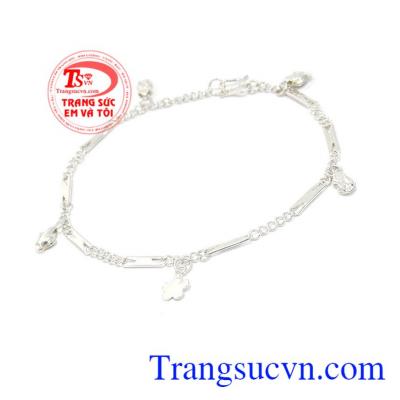 Lắc chân bạc đẹp là món quà ý nghĩa dành tặng các bạn nữ