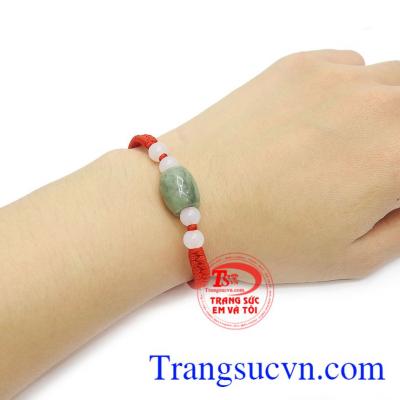 Sản phẩm lu thống được chế tác từ ngọc cẩm thạch còn có ý nghĩa làm đẹp, giúp phụ nữ có gương mặt xinh đẹp