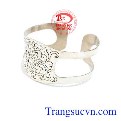 Vòng tay bạc thái đẹp là sản phẩm bạc thái đảm bảo chất lượng