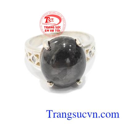 Sản phẩm nhẫn bạc đẹp, kiểu dáng sang trọng