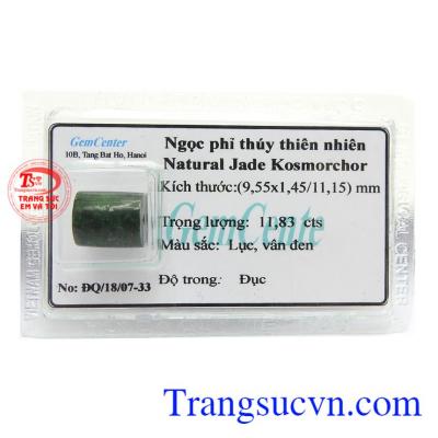Lu Thống Phỉ Thúy Thịnh Vượng mang hình tượng chiếc lu điều hòa, cân bằng năng lượng, là biểu trưng cho sự giàu có, vương giả, nên hình tượng chiếc lu mang ý nghĩa đem lại tiền tài và vật chất cho con người