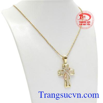 Bộ trang sức thánh giá yêu thương nhập khẩu là sự kết hợp từ mặt dây thánh giá và dây chuyền vàng. 