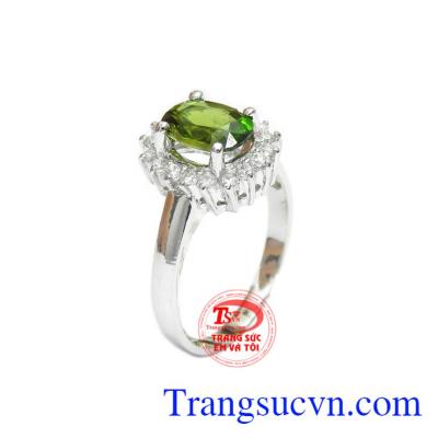 Nhẫn nữ diopsite quyến rũ