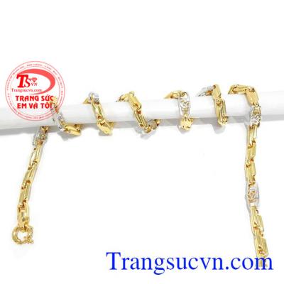 Dây chuyền vàng phong cách phái mạnh được nhiều bạn nam ưa thích