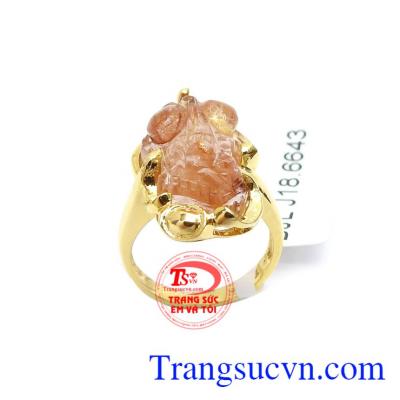 Tỳ hưu là linh vật biểu tượng cho tài lộc, may mắn, bình an, vì vậy được mọi người đặc biệt ưa chuộng làm vật luôn đeo bên mình