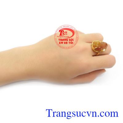 Nhẫn Nữ Tỳ Hưu Thạch Anh Hưng Thịnh đeo đẹp, phù hợp thời trang và phong cách phái đẹp