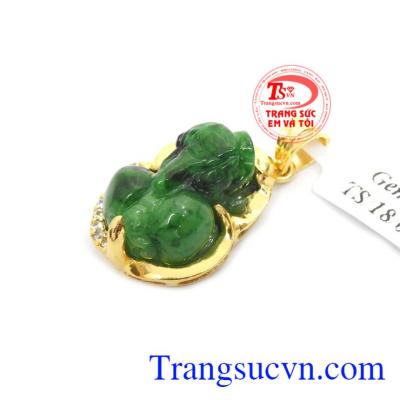 Mặt dây phù hợp với nhiều loại dây chuyền khác khác nhau