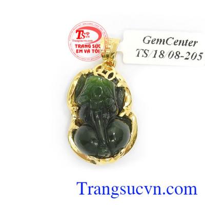 Tỳ hưu ngọc Nephrite thiên nhiên có tác dụng giải trừ tà khí, chiêu tài lộc, mang lại may mắn, bình an và hạnh phúc cho người đeo