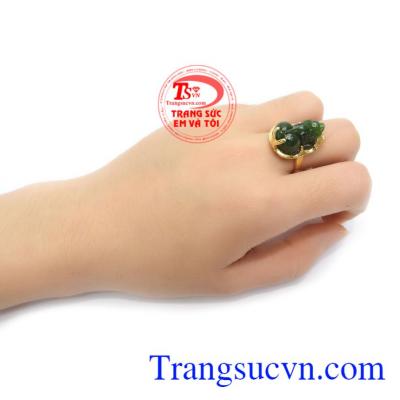 Nhẫn Nữ Tỳ Hưu Nephrite