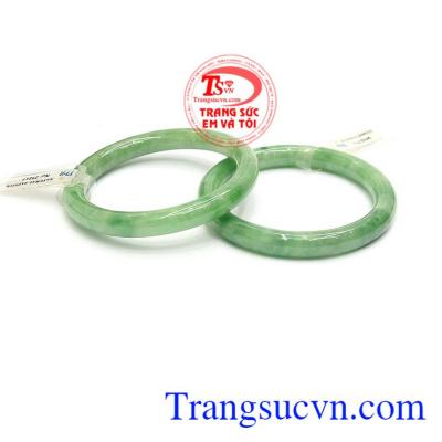 Vòng ngọc cẩm thạch