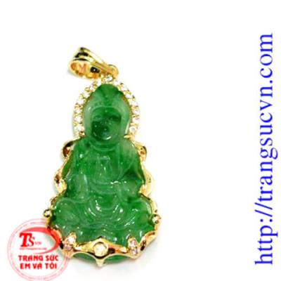 Chiếc Mặt phật bà bọc vàng 14k đính đá quanh đẹp rất sang trọng, giá tốt đeo phong thủy hộ mệnh và trang sức nữ làm quà tặng