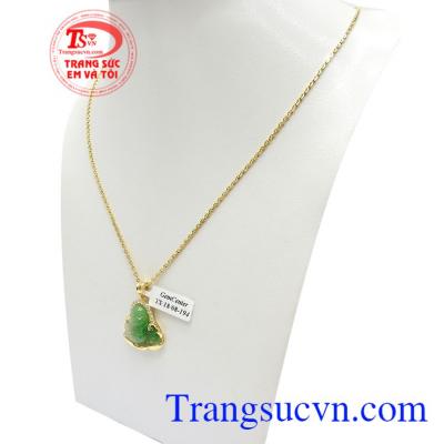 Bộ Dây Nữ Phỉ Thúy An Nhiên phật Di Lặc Phỉ Thúy An Nhiên là biểu tượng cho sự vui vẻ, may mắn và hạnh phúc của con người, được nhiều người lựa chọn như lá bùa hộ mệnh cho bản thân