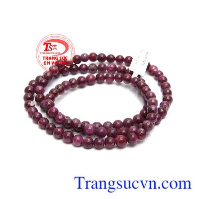 Chuỗi ruby thiên nhiên đẹp hợp phong thủy, mang đến cho người dùng nhiều ích lợi.