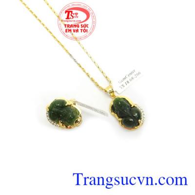 Bộ trang sức nữ phong thủy may mắn