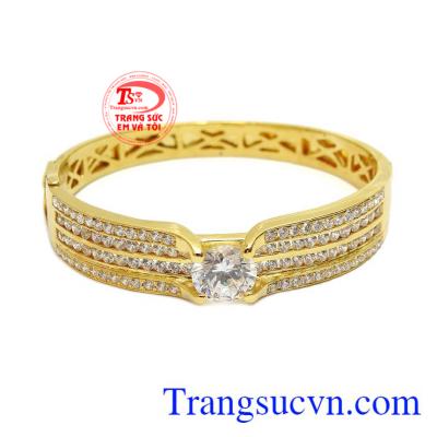 Vòng tay sang trọng vàng 18k