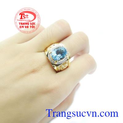 Nhẫn vàng gắn đá chủ Topaz thiên nhiên