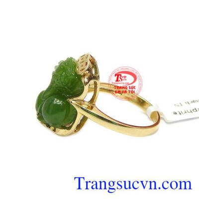 Thiết kế đơn giản, tinh tế, rất phù hợp với những khách hàng yêu thích sự nhẹ nhàng, giản đơn.