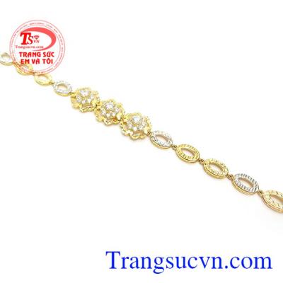 Lắc tay vàng là món quà tuyệt vời dành tặng người yêu thương những dịp ý nghĩa