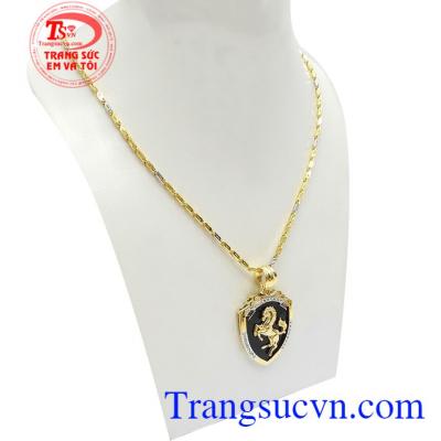 Bộ Dây Chuyền Nam 10k Mạnh Mẽ kết hợp độc đáo giữa dây chuyền 10k và mặt dây hình ngựa 10k bền đẹp, chất lượng