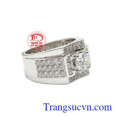  Với những khách hàng yêu thích sự lịch lãm và cuốn hút thì đây chính là sản phẩm hoàn hảo dành cho bạn.