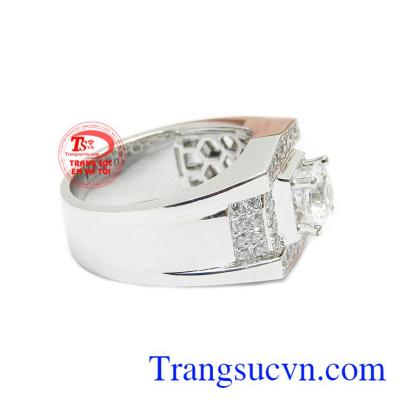 Nhẫn nam thời trang vàng trắng 14k được thiết kế vô cùng sang trọng, hợp thời trang.