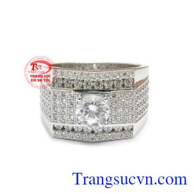 Nhẫn nam vàng trắng 14k quý ông được thiết kế vô cùng sang trọng và lịch lãm.