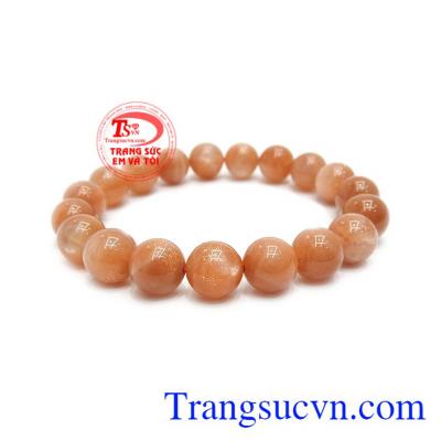 Chuỗi đá mặt trời 11 ly được xem như bùa hộ mệnh tại Ấn Độ. 