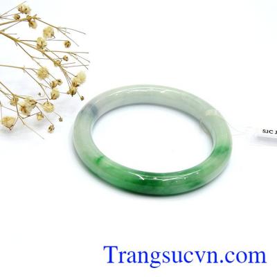 Vòng ngọc cẩm thạch đẹp