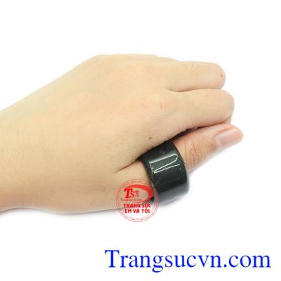 Trang sức đá quý thiên nhiên hợp phong thủy