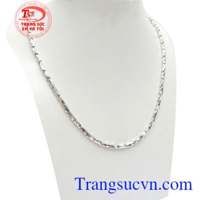 Dây Chuyền Nam Vàng Ý Phong Cách chế tác từ vàng 18k bền đẹp, kiểu dáng trẻ trung, lịch lãm giúp phái mạnh thêm quyến rũ