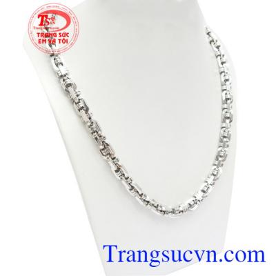 Dây Chuyền Vàng Trắng Thời Trang đảm bảo bền đẹp, sáng bóng. Sản phẩm có thể kết hợp cùng mặt dây để làm cho dây chuyền thêm thu hút hơn