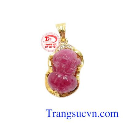 Mặt dây ruby tỳ hưu tinh tế