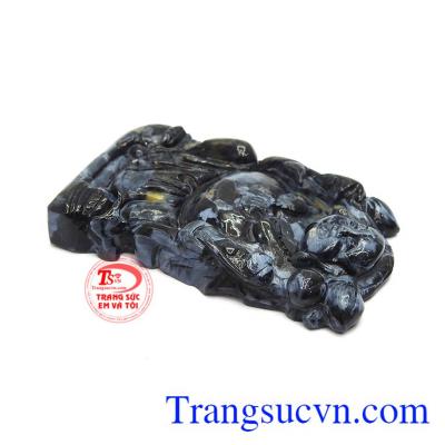 Đá Pietersit còn có tên gọi khác là đá giông bão.