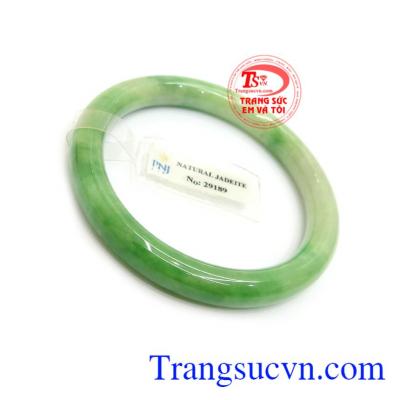 Vòng ngọc tròn đẹp