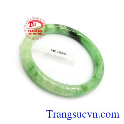 Vòng tay cẩm thạch