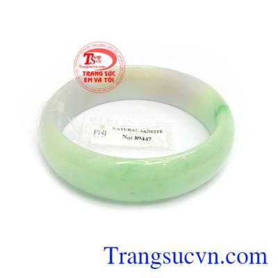 Vòng Cẩm Thạch Đẹp thiên nhiên đeo hợp thời trang và phong thủy