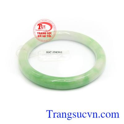 Vòng tay ngọc giá tốt cẩm thạch thiên nhiên màu sắc đẹp, chất lượng cao