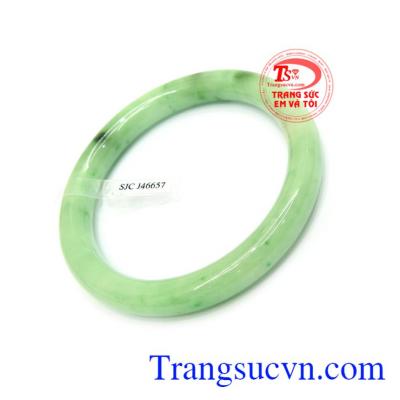 vòng tay ngọc cẩm thạch đẹp