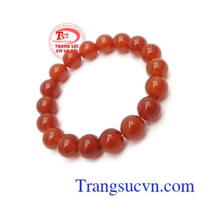 Chuỗi mã não đỏ với ý nghĩa là lá bùa hộ mệnh, mang mã não như là mang lá bùa may mắn, bình an, hạnh phúc và sức khỏe cho chủ nhân