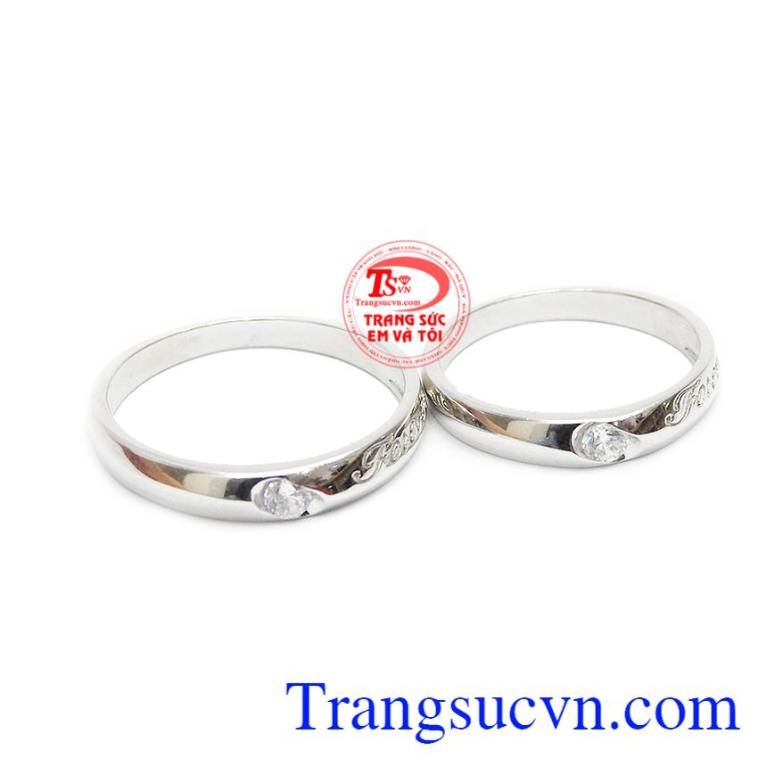Nhẫn cưới vàng trắng forever là sản phẩm với thiết kế tinh tế, đẹp mắt và hợp thời trang