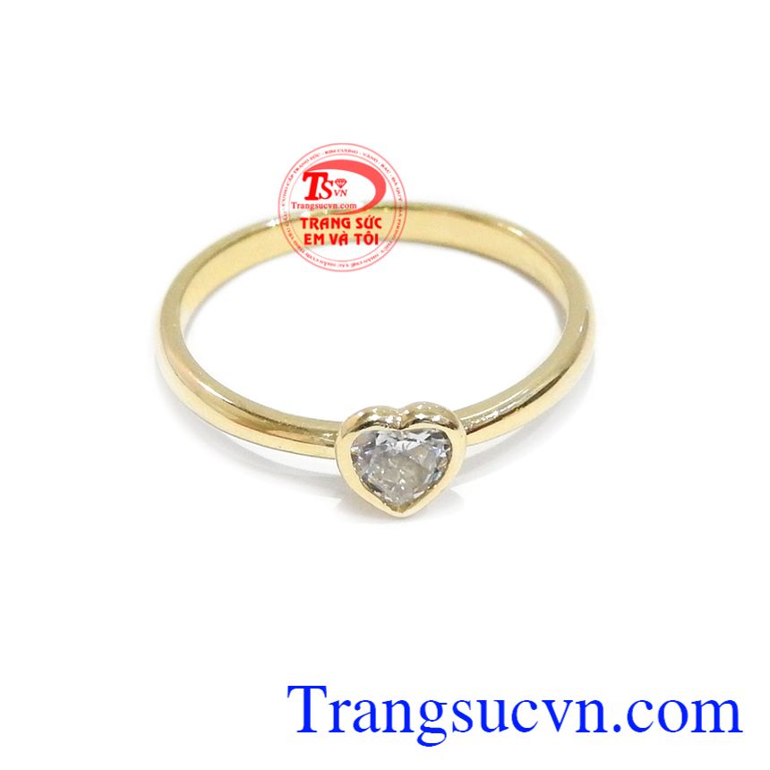 Nhẫn nữ trái tim vàng 10k được nhập khẩu từ Hàn Quốc. 