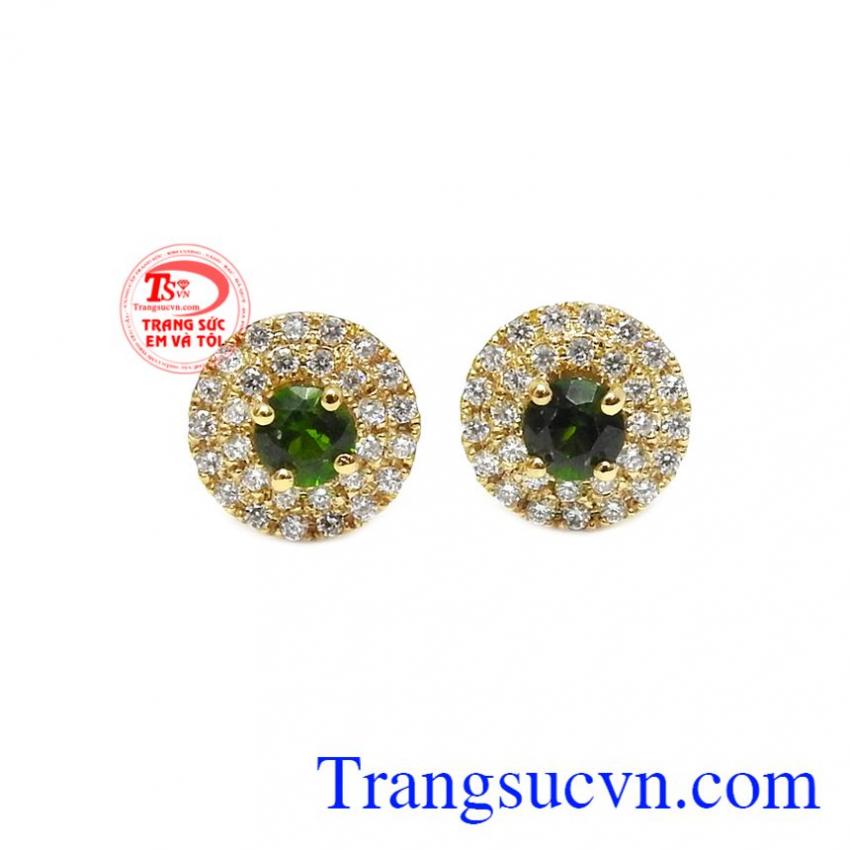 Hoa tai Diopside bình an