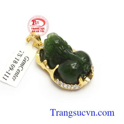 Mặt dây chuyền ngọc thiên nhiên